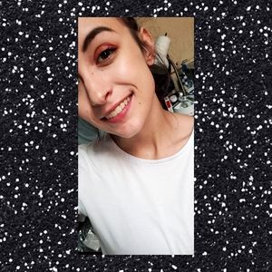 Meet your Posher, Nikita